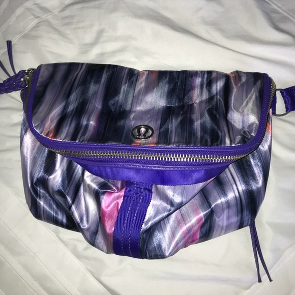 lululemon athletica Handbags - Vintage fanny pack